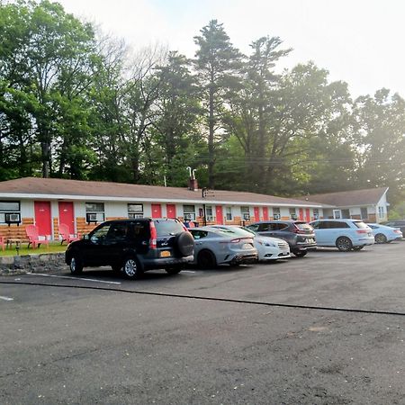 Robin Hood Motel Σαρατόγκα Σπρινγκς Εξωτερικό φωτογραφία