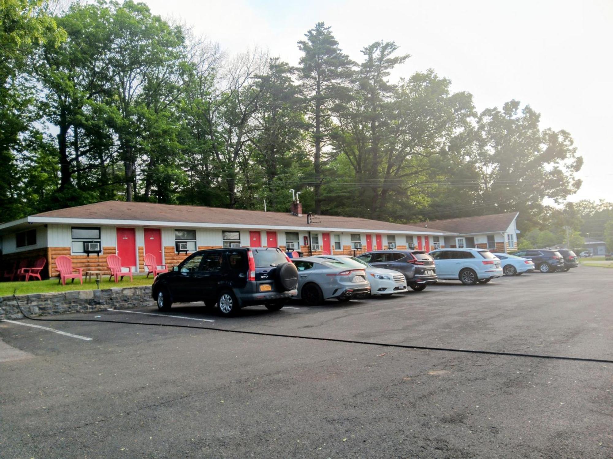 Robin Hood Motel Σαρατόγκα Σπρινγκς Εξωτερικό φωτογραφία